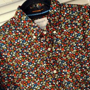 Size large denim flowers Flor print button down short sleeve shirt